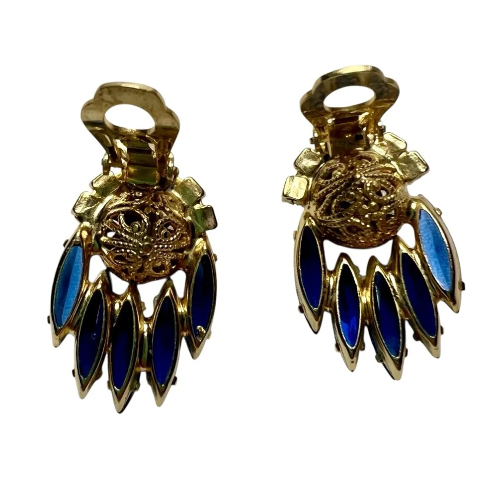Juliana Clip Earrings Vintage 1960’s‎ D&E Sapphire Blue Aurora Borealis Gold - Picture 5 of 10